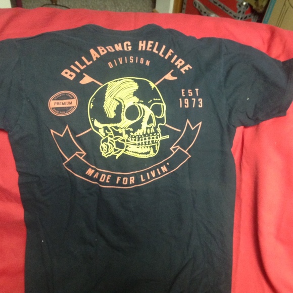 Billabong hellfire tshirt - Picture 2 of 2